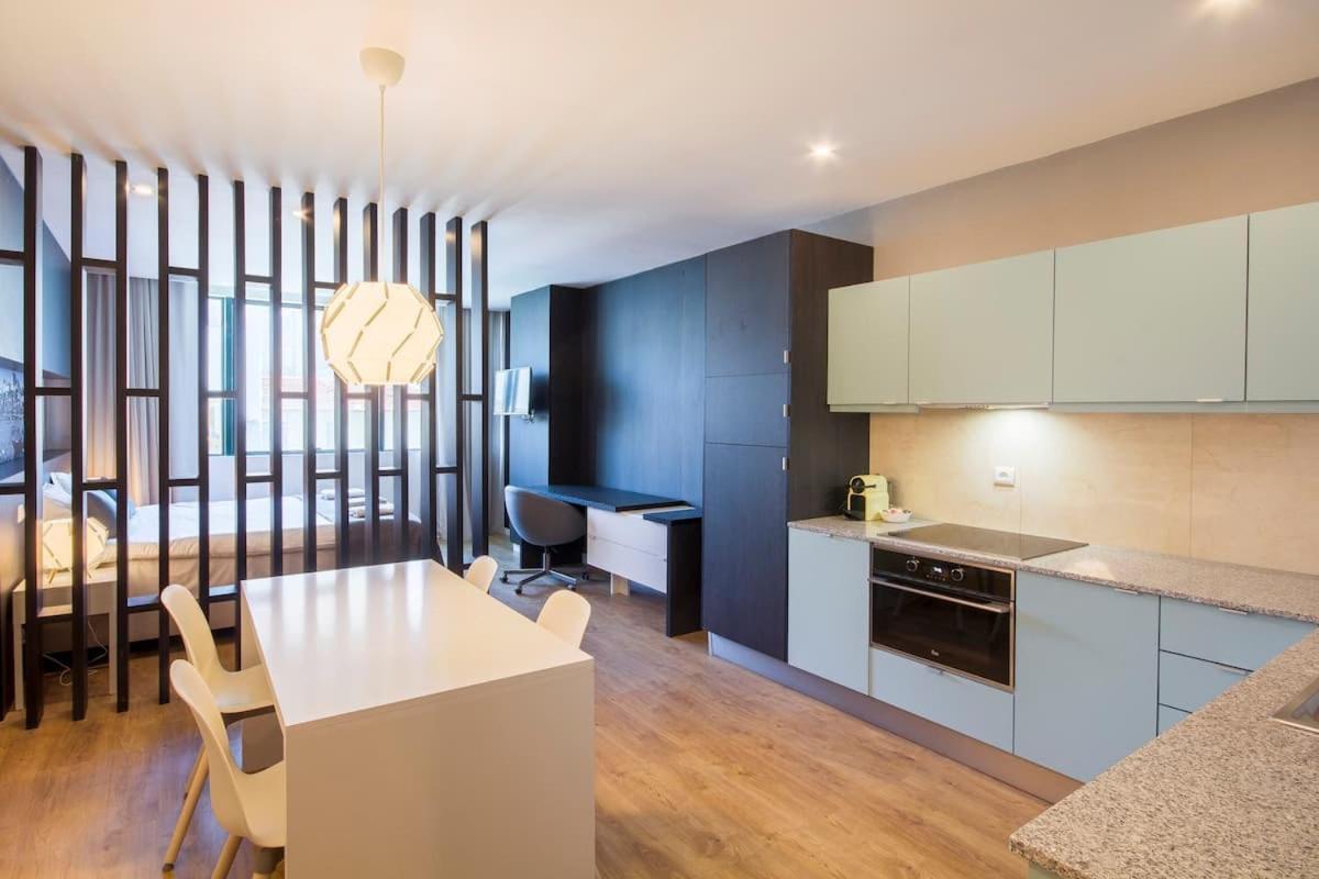 408 Gale Center Apartamento Wi-Fi, Estacionamento Porto Buitenkant foto