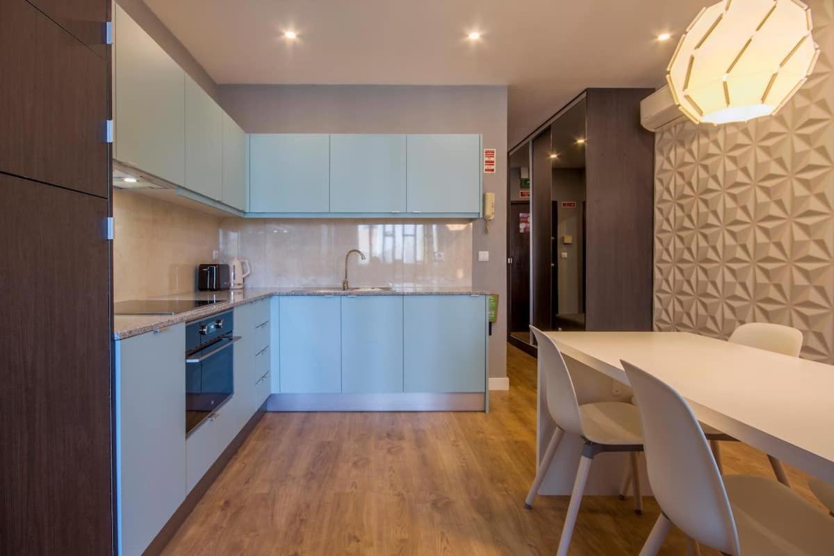 408 Gale Center Apartamento Wi-Fi, Estacionamento Porto Buitenkant foto